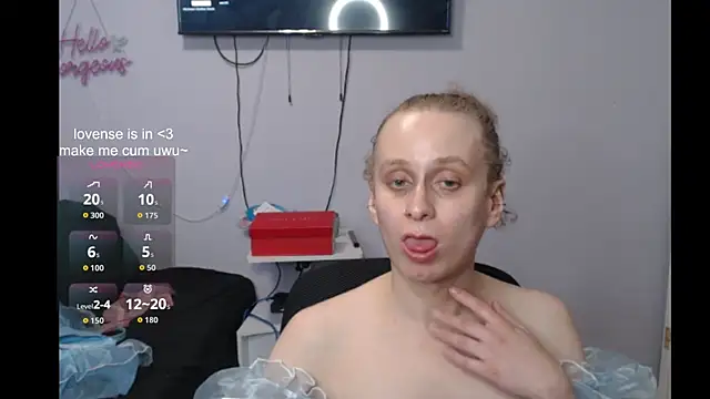 Snapshot of cinderellie chatting on 11-02-25, 02:03 cinderellie online show from 11-02-25, 02:03