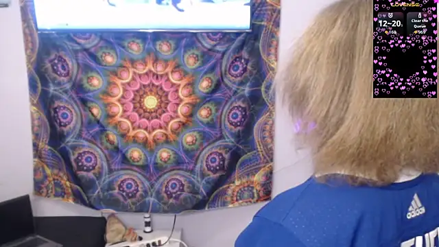 Snapshot of cinderellie chatting on 11-27-25, 02:35 cinderellie online show from 11-27-25, 02:35