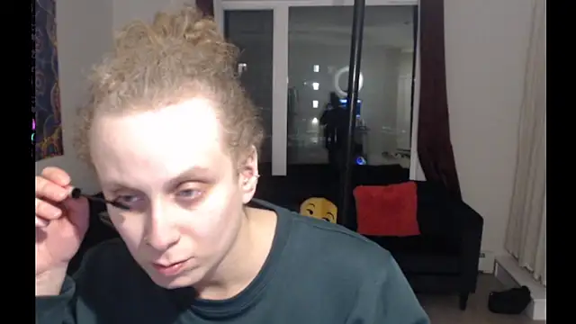 Snapshot of cinderellie chatting on 01-15-26, 02:49 cinderellie online show from 01-15-26, 02:49