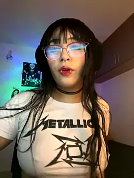 Hinatamoon  online show from 11-08-25, 05:18