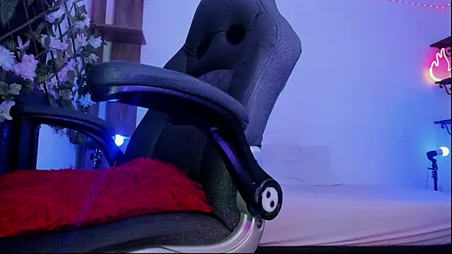 Snapshot of Kora_Red69 chatting on 01-15-26, 03:16 Kora Red69 online show from 01-15-26, 03:16