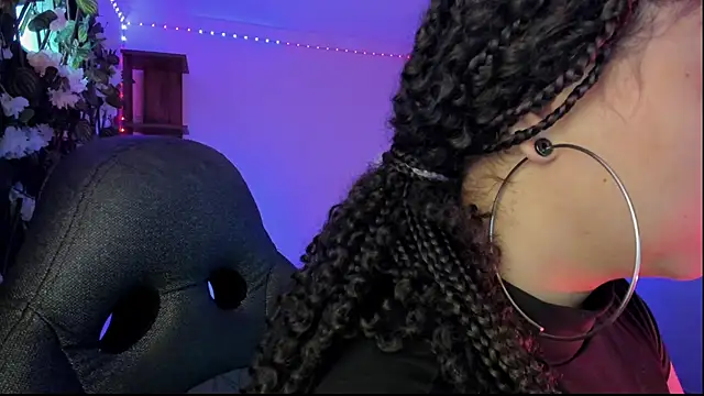 Snapshot of Kora_Red69 chatting on 02-07-26, 02:32 Kora Red69 online show from 02-07-26, 02:32