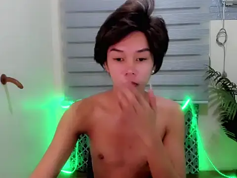 Nexusmooree20 online show from 12-21-25, 10:00