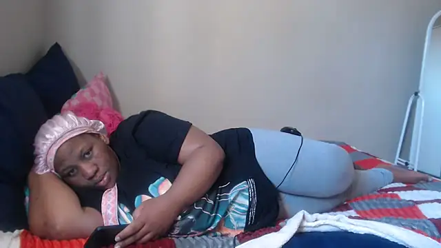 PIXIEBITCHXXX26 online show from 04-29-26, 08:51