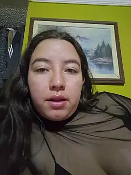 Snapshot of annyaparis chatting on 11-12-25, 12:44 annyaparis online show from 11-12-25, 12:44