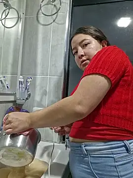 Snapshot of annyaparis chatting on 12-03-25, 03:03 annyaparis online show from 12-03-25, 03:03