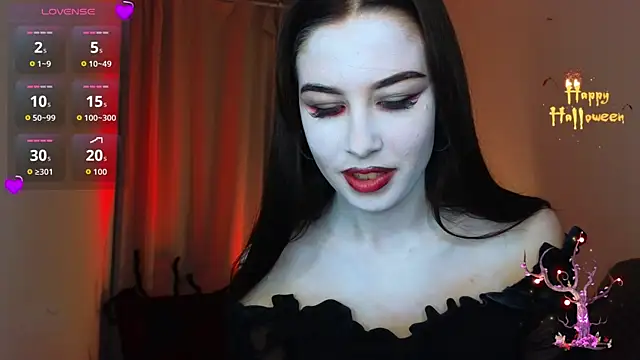 ChloeSammers online show from 10-31-25, 02:51