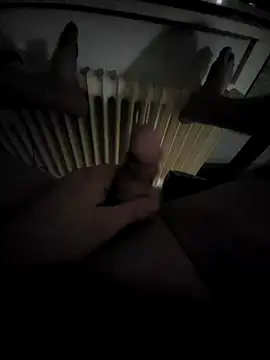 Snapshot of rezzzze chatting on 02-10-26, 09:41 rezzzze online show from 02-10-26, 09:41