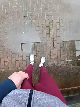 Snapshot of rezzzze chatting on 02-21-26, 02:07 rezzzze online show from 02-21-26, 02:07