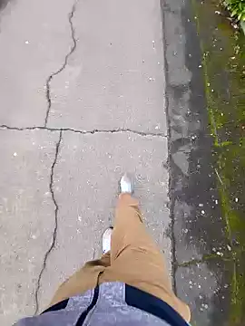 Snapshot of rezzzze chatting on 02-25-26, 09:19 rezzzze online show from 02-25-26, 09:19