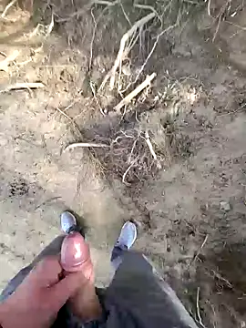 Snapshot of rezzzze chatting on 03-10-26, 01:16 rezzzze online show from 03-10-26, 01:16