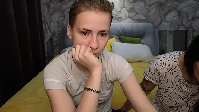 Snapshot of Mary_12 chatting on 10-06-25, 08:34 Mary 12 online show from 10-06-25, 08:34