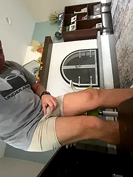 daddyshark83 online show from 11-04-25, 03:22