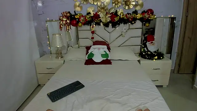 maddyslut  online show from 12-01-25, 10:42