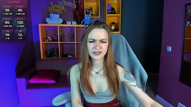 Snapshot of PollyMayer chatting on 12-02-25, 08:48 PollyMayer online show from 12-02-25, 08:48