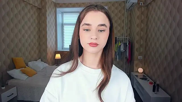 Snapshot of JinnyMcie chatting on 10-15-25, 09:09 JinnyMcie online show from 10-15-25, 09:09