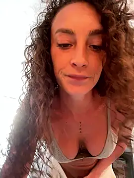 Martyca Beee online show from 05-10-26, 03:17