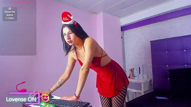 LeaMoreau22 online show from 12-03-25, 12:47