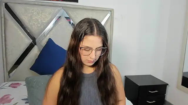 mia fox4 online show from 11-02-25, 01:35