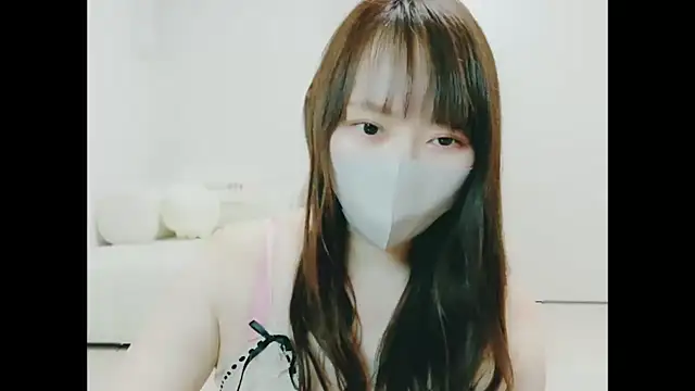 Snapshot of Risa_love chatting on 11-05-25, 01:33 Risa love online show from 11-05-25, 01:33