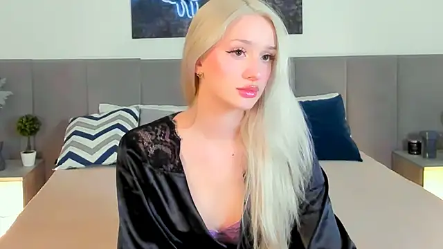 SugarWhisper online show from 11-21-25, 05:00