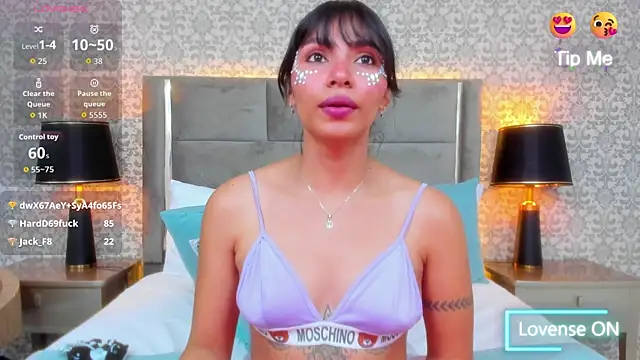 KoralBlum online show from 10-25-25, 01:57