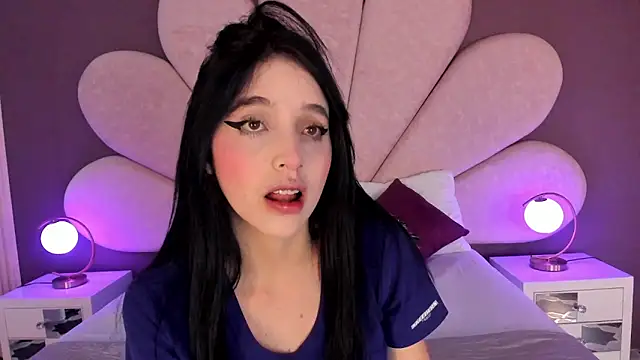 MeganR  online show from 04-07-26, 11:10