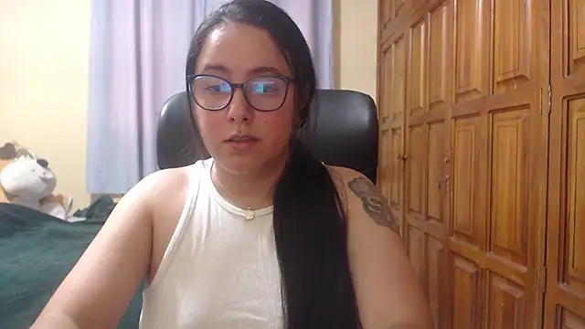 Venus cat  online show from 02-04-26, 12:49