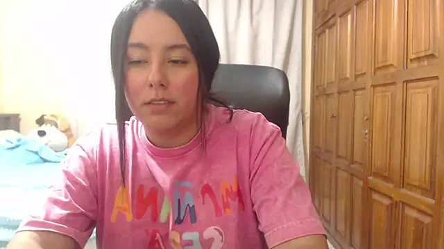 Snapshot of Venus_cat_ chatting on 06-09-26, 10:54 Venus cat online show from 06-09-26, 10:54