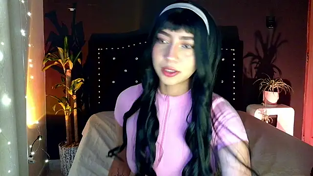 emma web  online show from 04-17-26, 03:48