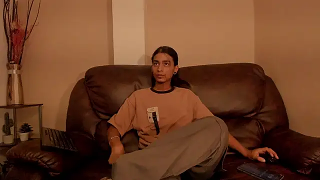 Snapshot of Dickie_Dicking chatting on 10-27-25, 09:52 Dickie Dicking online show from 10-27-25, 09:52