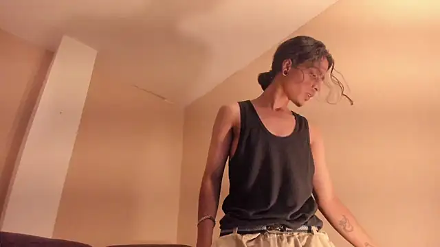 Snapshot of Dickie_Dicking chatting on 10-31-25, 08:32 Dickie Dicking online show from 10-31-25, 08:32