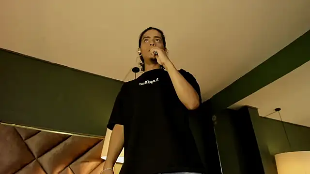 Snapshot of Dickie_Dicking chatting on 11-10-25, 09:47 Dickie Dicking online show from 11-10-25, 09:47