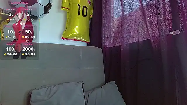 JuliethaFox online show from 06-25-26, 04:44