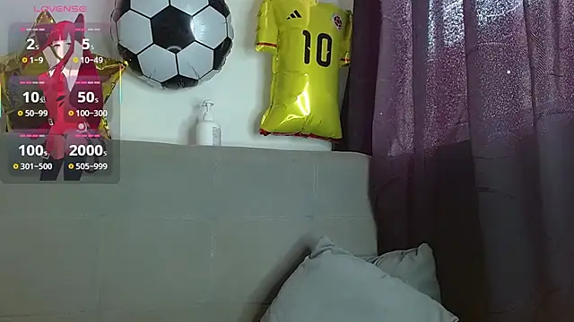 JuliethaFox online show from 07-03-26, 04:57
