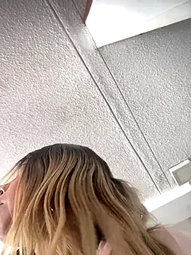 Ada Pink online show from 12-02-25, 05:52