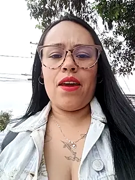 Italia 12 online show from 10-28-25, 04:42