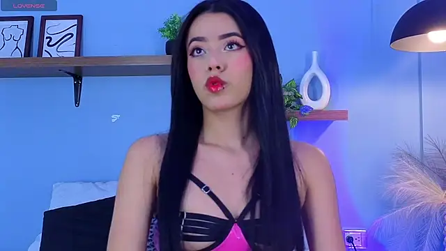 Snapshot of Megan_Ritz chatting on 11-15-25, 07:43 Megan Ritz online show from 11-15-25, 07:43