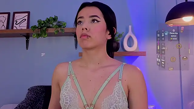 Snapshot of Megan_Ritz chatting on 11-21-25, 08:07 Megan Ritz online show from 11-21-25, 08:07