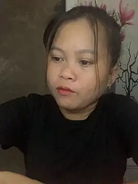 Snapshot of lan-xinh01 chatting on 10-06-25, 11:29 lan-xinh01 online show from 10-06-25, 11:29