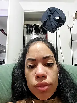 Snapshot of thaliacangri chatting on 10-01-25, 07:36 thaliacangri online show from 10-01-25, 07:36