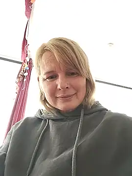 Masha412111 online show from 06-01-26, 08:27