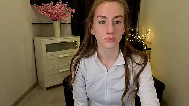 GoldenRose  online show from 02-26-26, 01:21