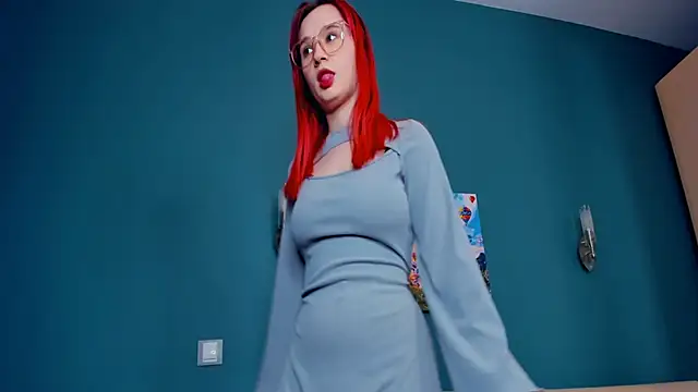 Snapshot of CecilaDolinski chatting on 10-14-25, 10:27 CecilaDolinski online show from 10-14-25, 10:27