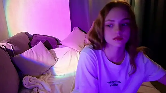 midnightMaya online show from 10-16-25, 09:27