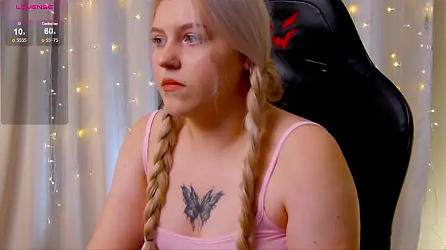 Snapshot of Malisha_kiss chatting on 10-09-25, 09:07 Malisha kiss online show from 10-09-25, 09:07