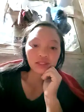 Snapshot of Minkine022 chatting on 10-21-25, 10:32 Minkine022 online show from 10-21-25, 10:32