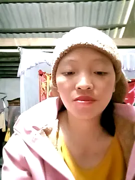 Snapshot of Minkine022 chatting on 10-29-25, 01:08 Minkine022 online show from 10-29-25, 01:08