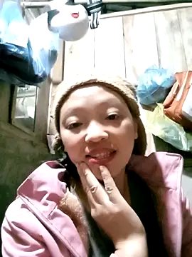 Snapshot of Minkine022 chatting on 10-30-25, 05:13 Minkine022 online show from 10-30-25, 05:13