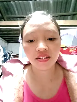 Snapshot of Minkine022 chatting on 11-02-25, 07:22 Minkine022 online show from 11-02-25, 07:22